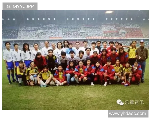 足球明星独家访谈揭秘成长历程与赛场背后的故事 足球明星独家访谈揭秘成长历程与赛场背后的故事