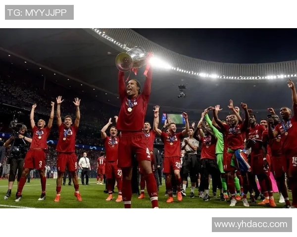 从草根到巨星外国足球明星的成长之路与背后故事 从草根到巨星外国足球明星的成长之路与背后故事